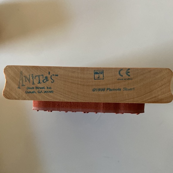 Anita's Art Wooden and Rubber Stamp - Picture 4 of 5